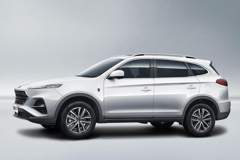 نمای بغل کی ام سی K7