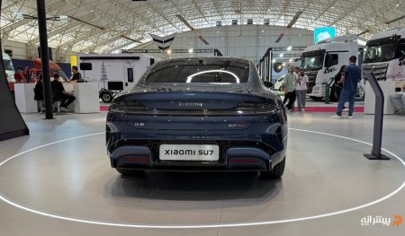 نمای عقب شیائومی SU7