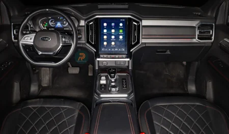 داشبورد کی ام سی T9