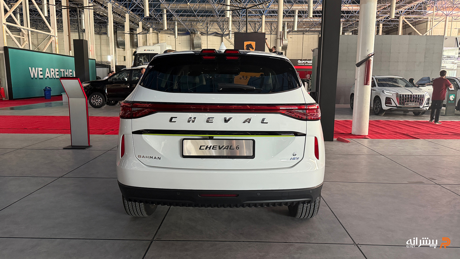 نمای عقب شوال ۶ بهمن موتور