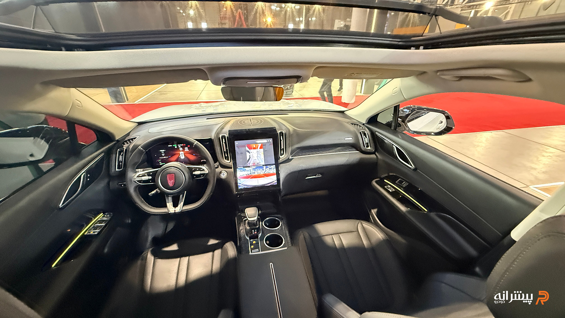 داخل ماشین سفیر R7 ایرانخودرو