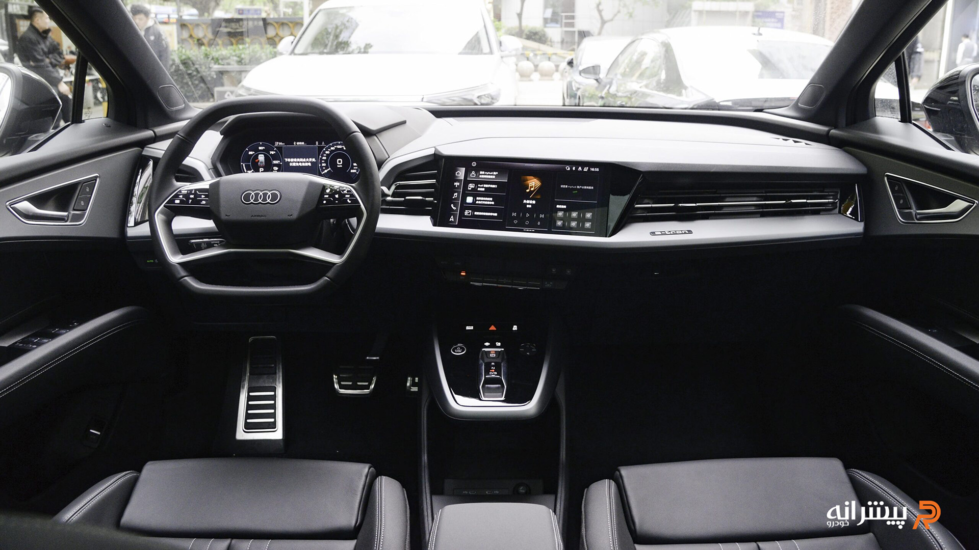 داشبورد آئودی Q5 e-Tron