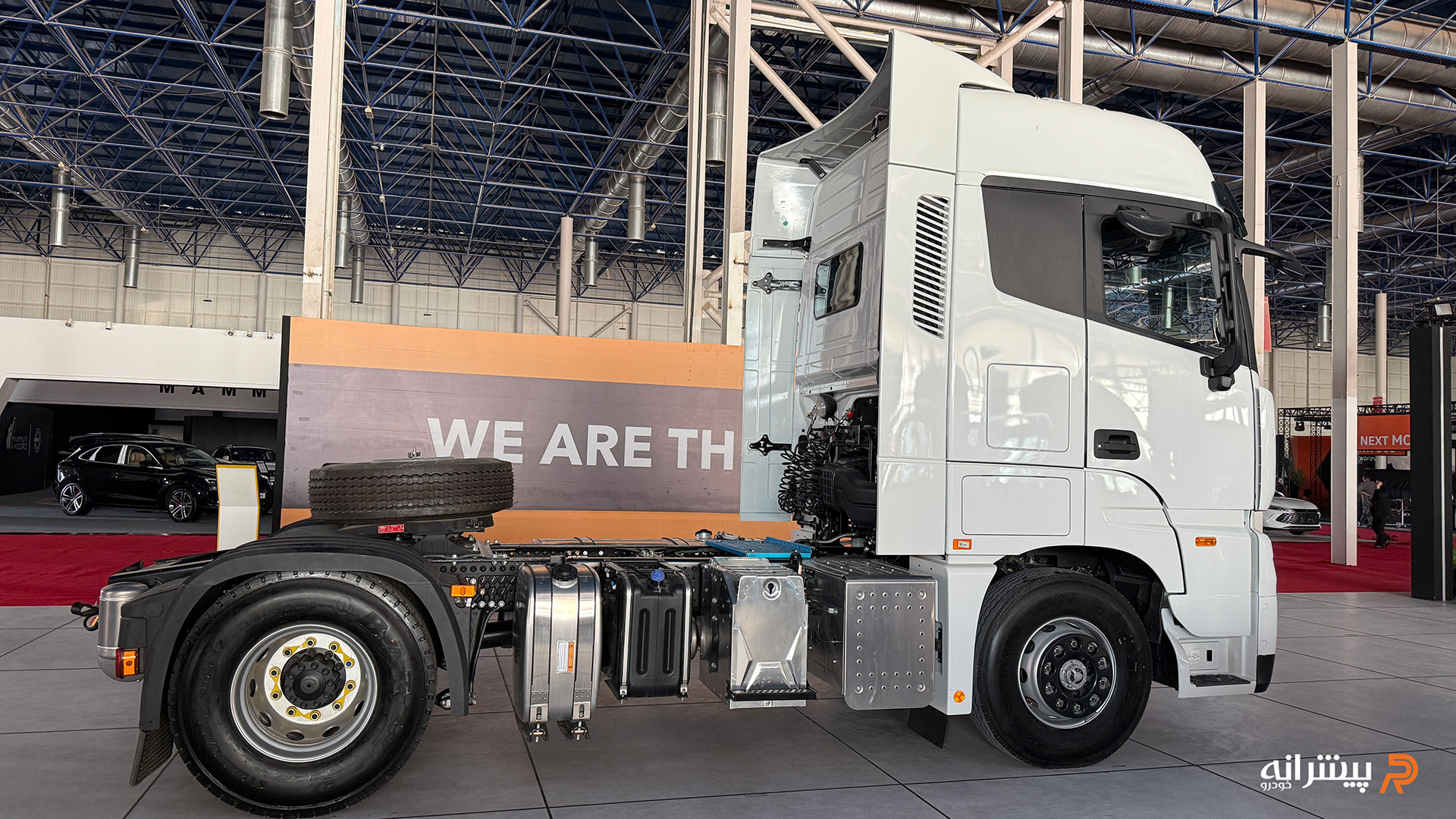 نمای کناری کشنده امپاور ۵۶۰