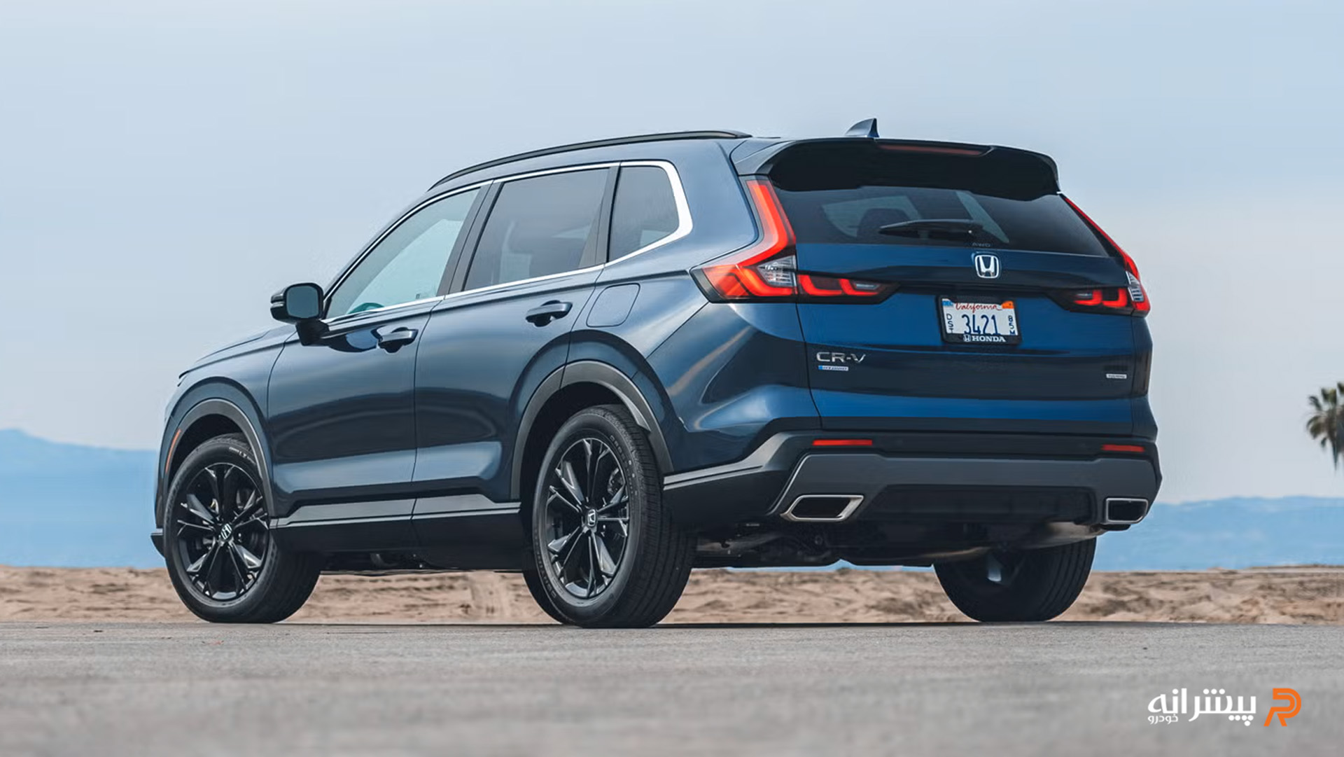 نمای عقب ماشی نهوندا CR V