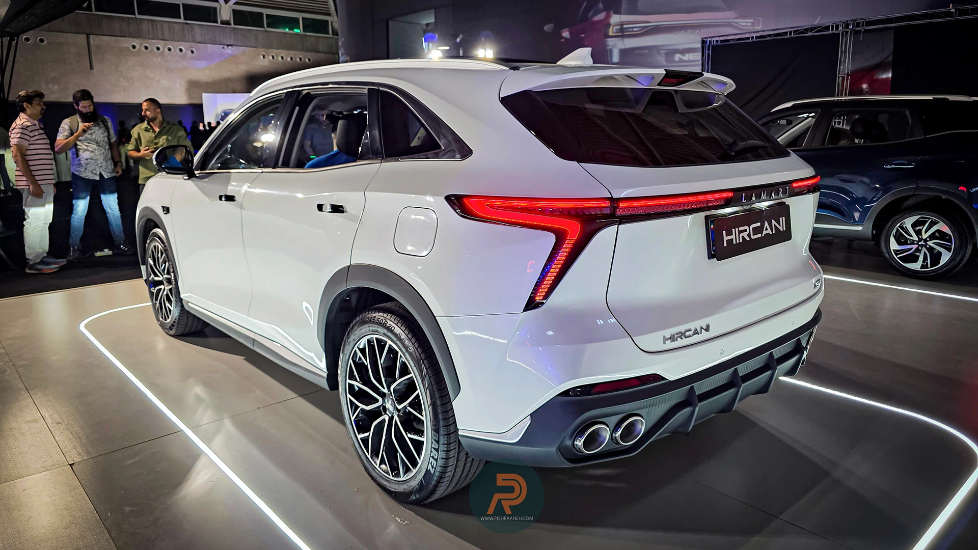 نمای عقب لاماری هیرکانی