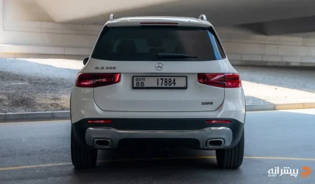 نمای عقب مرسدس بنز GLB 200