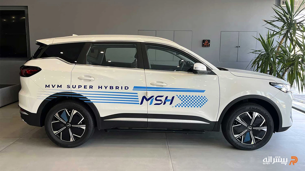 نمای کناری فونیکس F7 پرو هیبرید