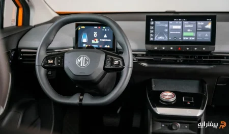 داشبورد ام جی ۴