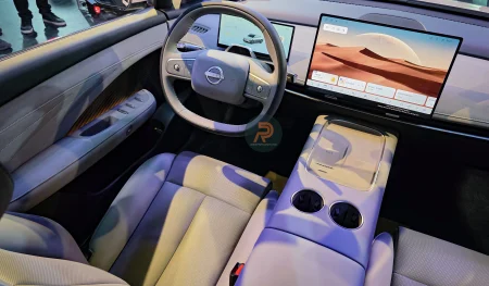 داخل نیسان N7 مکس